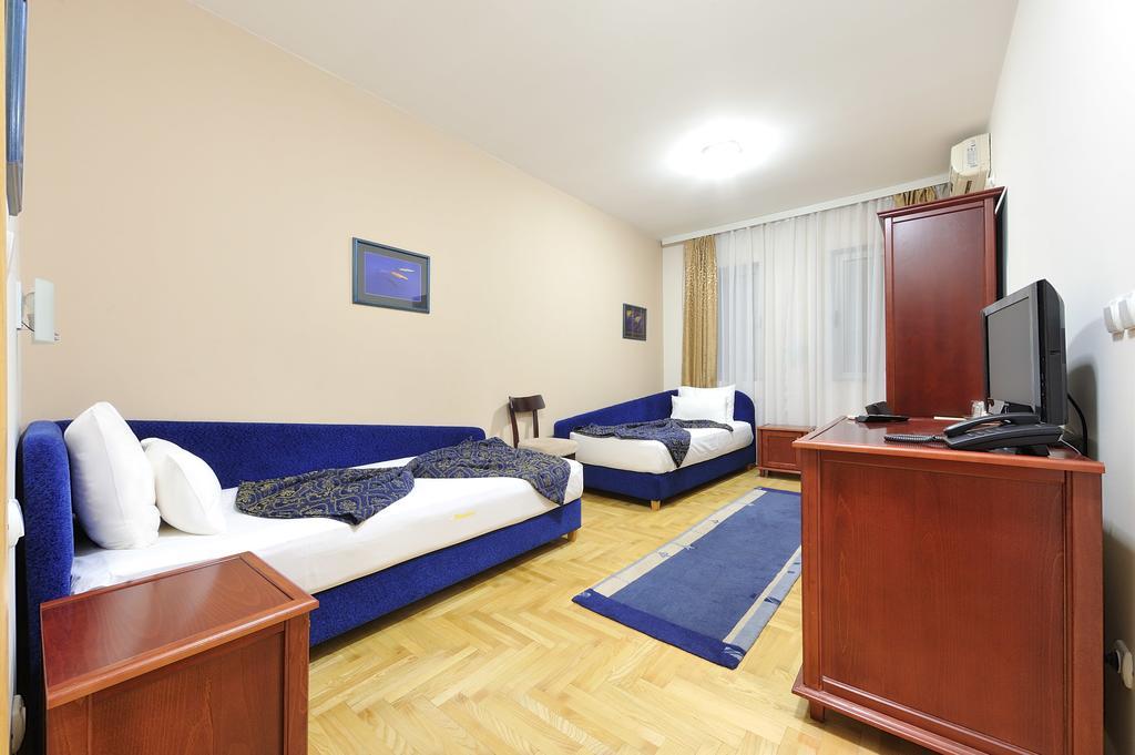 Hotel Dragovic Smederevo Luaran gambar